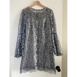 Women’s White House Black Market Dress Gray Silver Size 8 Sheer Bell Sleeves